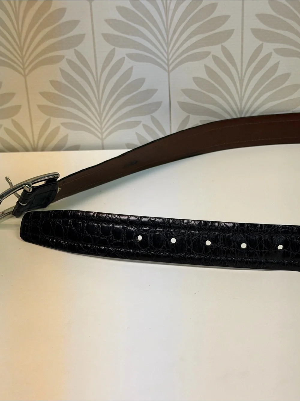 Men’s Cole Haan Black Leather Croc Design Belt Size 40